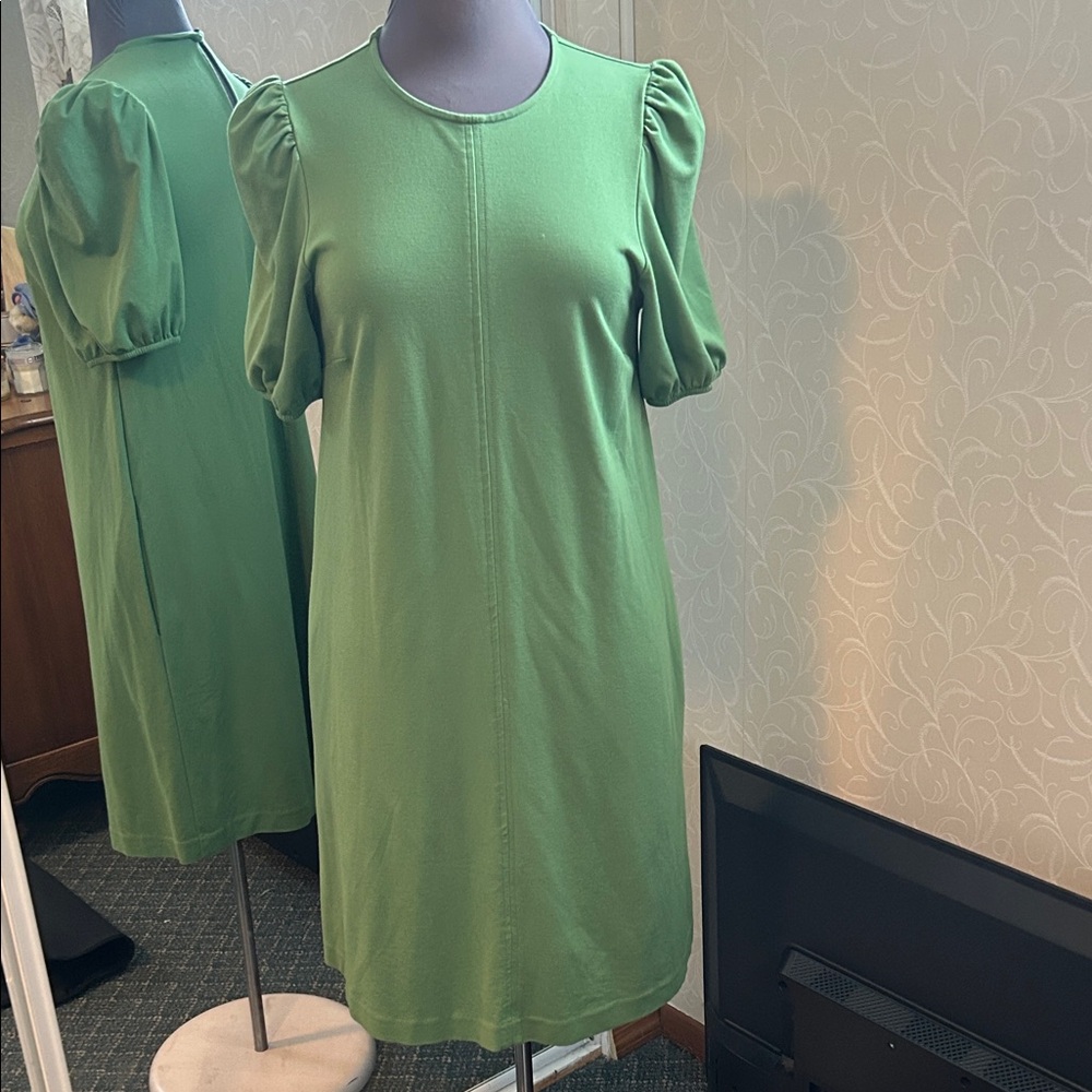 Green Puff-Sleeve Ponte Shift BodenDress - Women's size 8